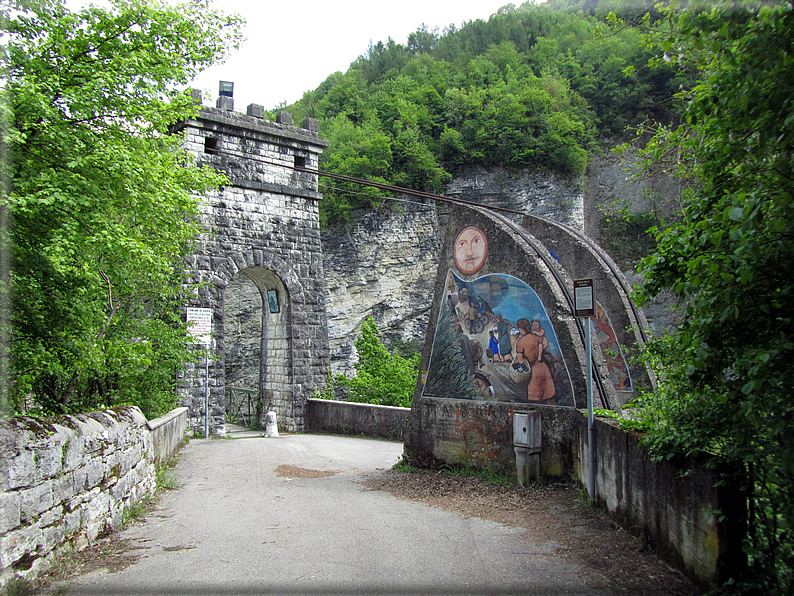 foto Passeggiata Rocca - Zanetti - Corlo